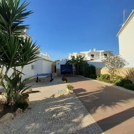 Amazing Modern Francis With Pool *