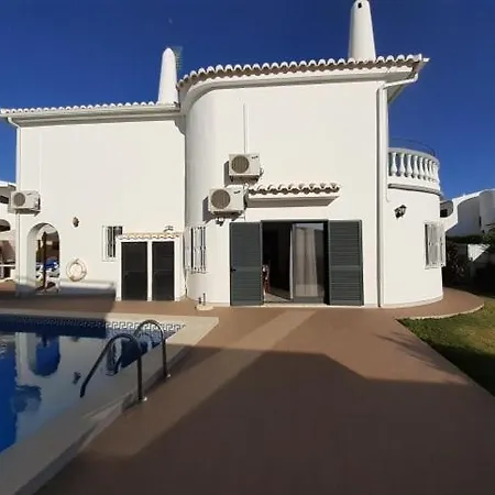 Amazing Modern Francis With Pool *